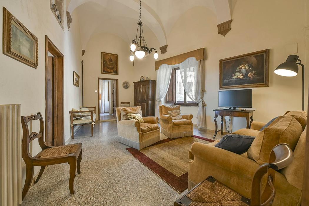 Medieval Palazzo Becci San Gimignano Exteriör bild